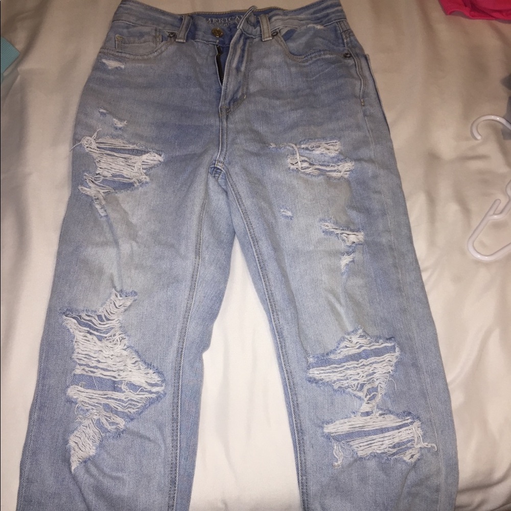 american eagle mom jeans
